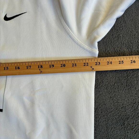 Nike White Club Fleece Crewneck Sweatshirt Pullover Athleisure Men’s Size Large - Picture 7 of 8